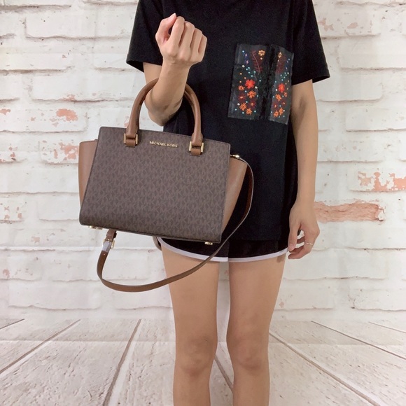 Michael Kors Selma Medium Top Zip Satchel - Picture 5 of 8